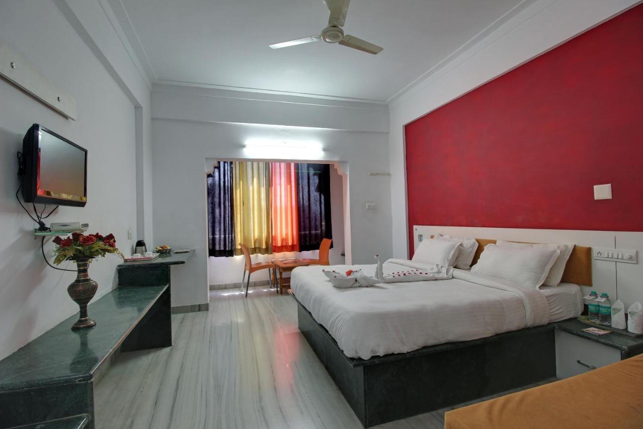 Times Raj Mahal Hotel Nāthdwāra 외부 사진